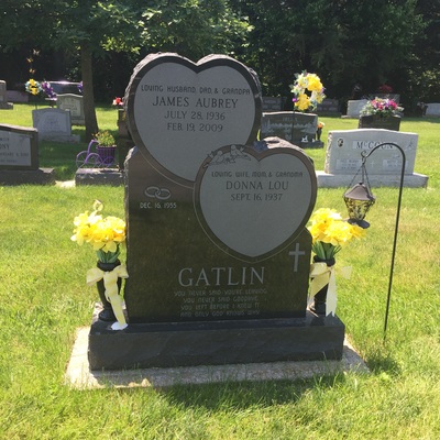 Stacked Heart Memorial Headstone